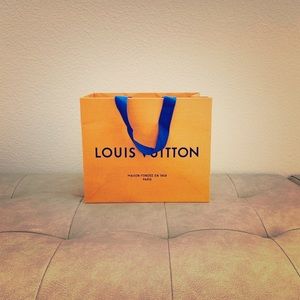 Louis Vuitton Shopping Bag 🛍